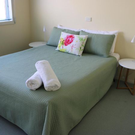 Kermandie Hotel Port Huon エクステリア 写真