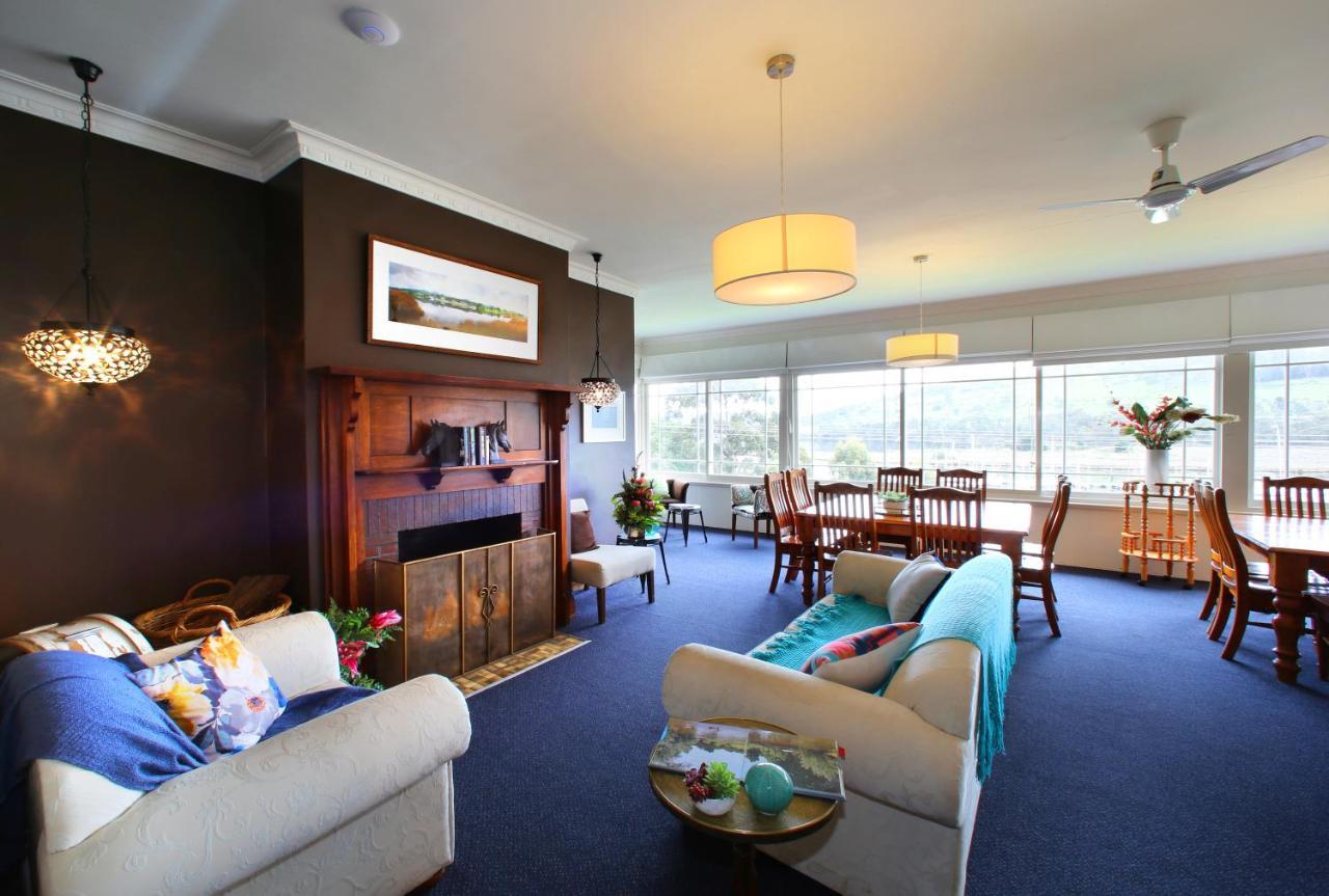 Kermandie Hotel Port Huon エクステリア 写真