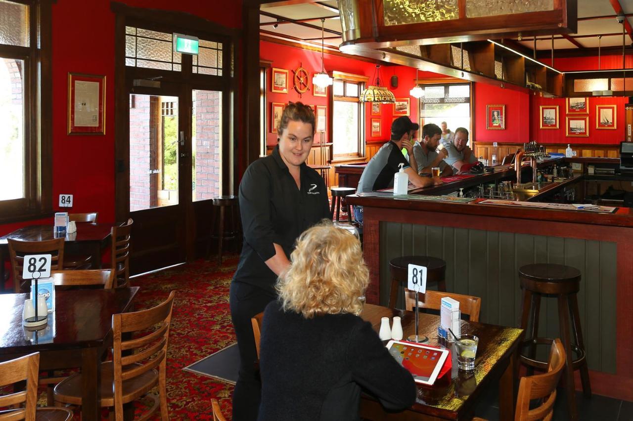 Kermandie Hotel Port Huon エクステリア 写真