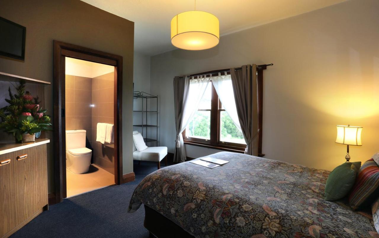 Kermandie Hotel Port Huon エクステリア 写真