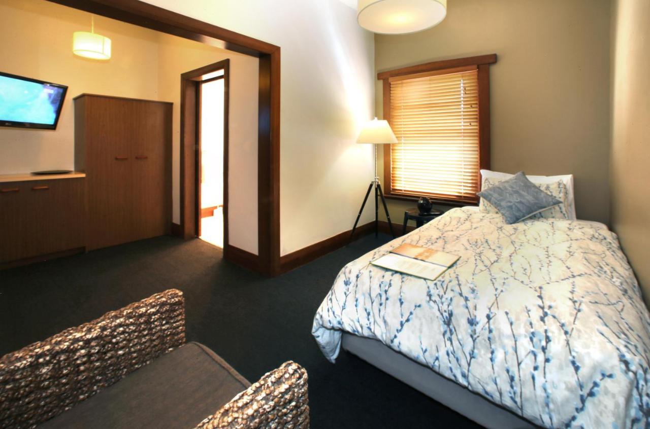 Kermandie Hotel Port Huon エクステリア 写真