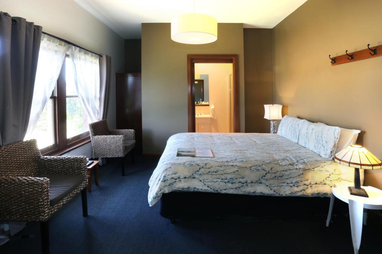 Kermandie Hotel Port Huon エクステリア 写真