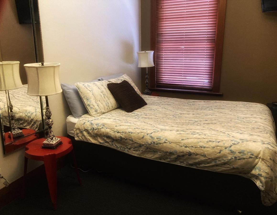 Kermandie Hotel Port Huon エクステリア 写真
