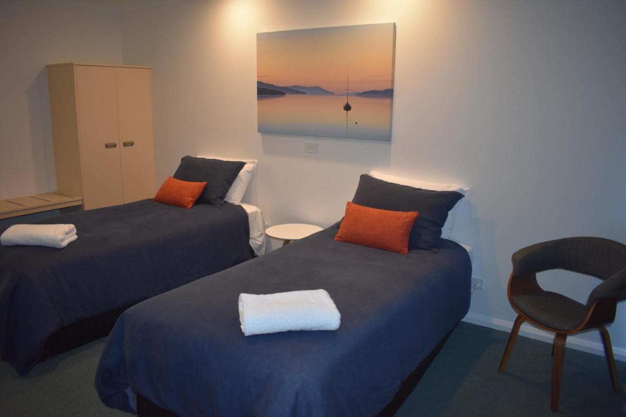Kermandie Hotel Port Huon エクステリア 写真