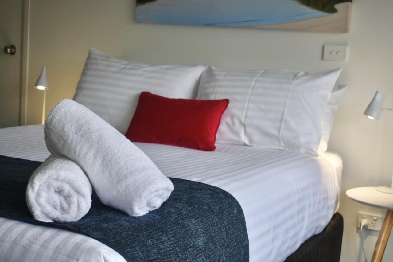 Kermandie Hotel Port Huon エクステリア 写真