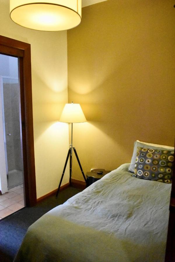 Kermandie Hotel Port Huon エクステリア 写真